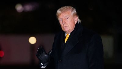 Trump says he kicked Epstein out of Mar-a-Lago, but Epstein’s lawyers tell a different story