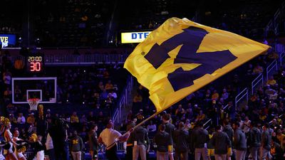 A Michigan Football Game Sealed Wolverines Commitment for Top Hoops Recruit Lincoln Cosby