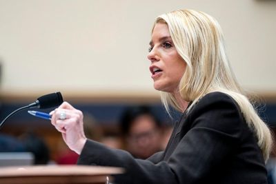 ‘You’re a washed-up loser lawyer’: Pam Bondi taunts Democrats over Epstein
