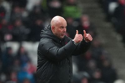 Arne Slot urges Liverpool to find consistency after victory at Sunderland