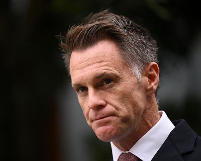 NSW premier won’t apologise to Muslims after police grab men praying at rally against Isaac Herzog