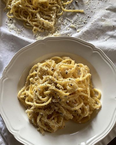 Rachel Roddy’s recipe for cacio e pepe, the old-fashioned way