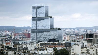 Paris prosecutor calls for trial over alleged arms trafficking with far-right links