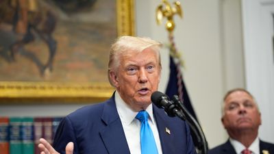 How Much You’d Take Home Making $250K a Year If Trump Eliminates Income Taxes