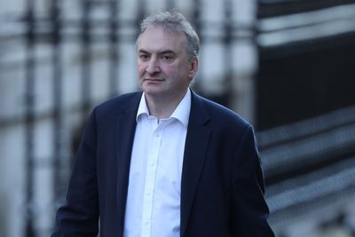 Sir Chris Wormald quits as Cabinet Secretary as Keir Starmer clears out No10 to rescue his premiership