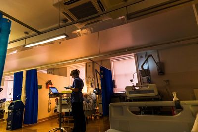 What the latest NHS hospital figures for England show