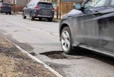 5 Signs Your Car’s Suspension Is Ruined from Potholes