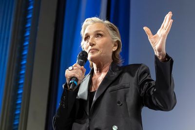 Kristin Scott Thomas: male theatre critics don’t understand plays about women