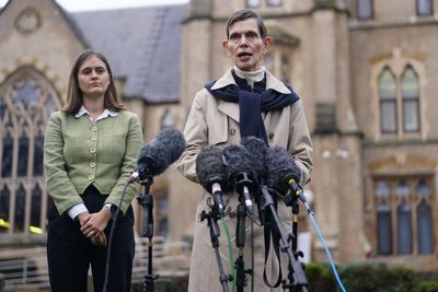 Parents demand prosecution of nursery after paedophile teacher abuse