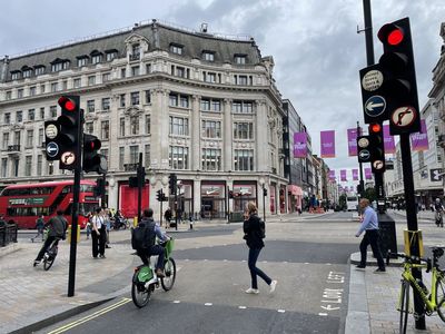 'One in three' crashes between cyclists and pedestrians involve hired e-bikes, reveals TfL