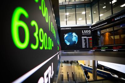 FTSE 100 ends down amid New York tech slump