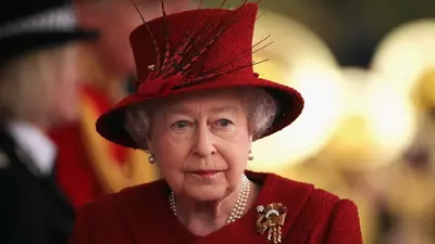 Queen Elizabeth paid handsomely to conceal Prince Andrew’s ‘unwise’ Epstein link: ‘Full support of his mum’