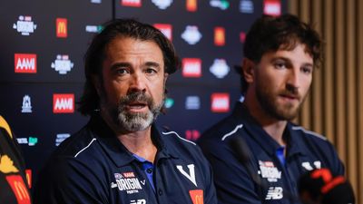 Coaching AFL Origin is no conflict of interest: Scott