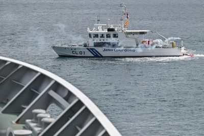 Japan detains Chinese fishing boat and its captain amid escalating tension
