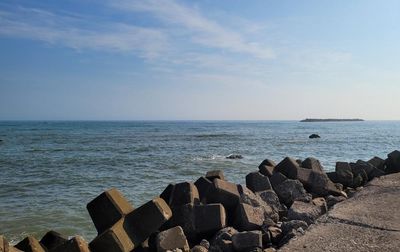 Japan seizes Chinese fishing boat inside its economic zone amid Beijing rift