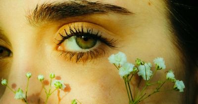 Prove You Read Faces Better Than An iPhone By Guessing All 30 Celebrities Just By Their Eyes