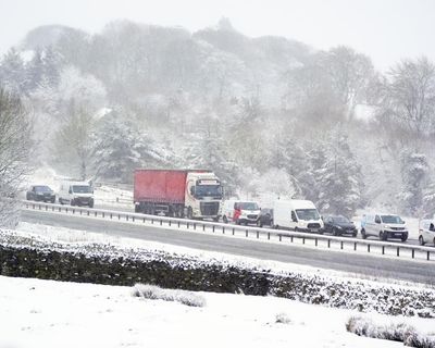 Arctic blast to bring snow, hail and icy conditions across UK this weekend