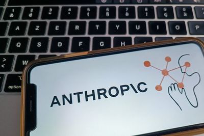 AI safety expert quits Anthropic and says the the ‘world is in peril’