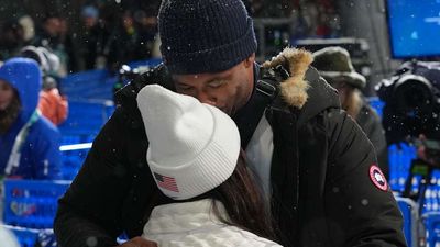 Fans Loved What Myles Garrett Did for His Girlfriend Chloe Kim During Halfpipe Final