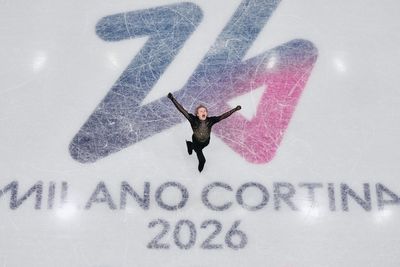American 'Quad God' Ilia Malinin carries 5-point lead into the free skate at Milan Cortina Olympics