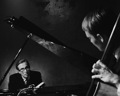 Everybody Digs Bill Evans review – absorbing delve into the tumultuous world of the great jazz man