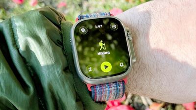 I'm obsessed with hiking — 3 Apple Watch apps I use to keep from getting lost