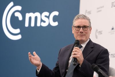 Starmer to deploy UK warships to Arctic following Trump’s Greenland threats