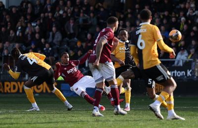 Summerville strike earns 10-man West Ham extra-time FA Cup win at Burton