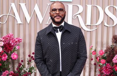 'It separated in two places...' Tyler Perry broke collarbone in Italy