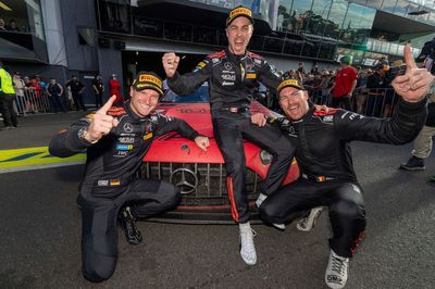 Mercedes takes dramatic Bathurst 12 Hour victory