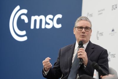 Starmer doubles down on closer links with EU as he says Britain is ‘turning its back’ on Brexit years