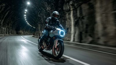 The Ducati Formula 73 Is Pure Paul Smart Fan Fiction