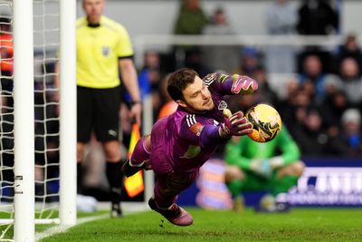 Leeds survive FA Cup scare to beat Birmingham on penalties