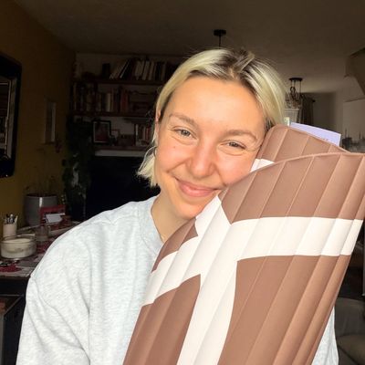 I Practised Frog Stretches for Tight Hips for Two Weeks – and Released Years of Built-Up Tension