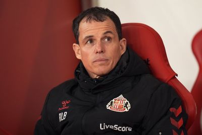 Regis Le Bris hails Sunderland energy and ambition after FA Cup win at Oxford