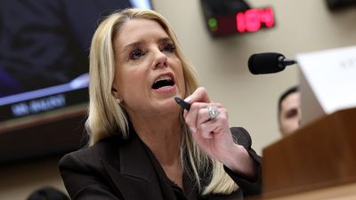 “Your MAGA base despises you”: Democrat lawmaker’s wry statement proven true as Bondi is slammed by MAGA media