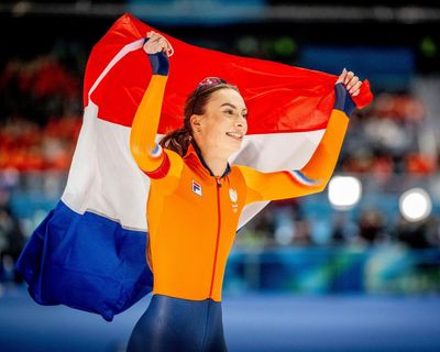 Femke Kok dominates 500m speed skating to end Jackson’s hopes of retaining Olympic title