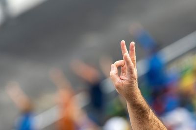 ‘3-finger salute’: Why NASCAR drivers made this touching gesture in the 2026 Daytona 500
