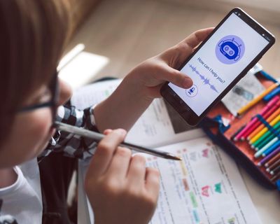 Starmer to extend online safety rules to AI chatbots after Grok scandal