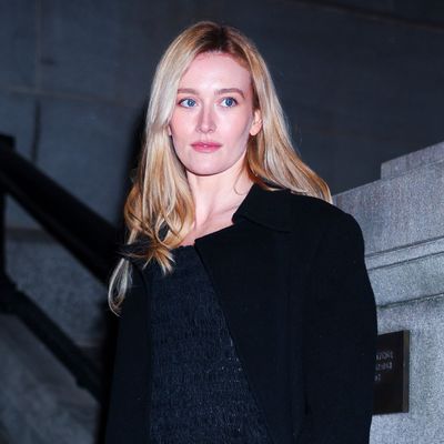 Carolyn Bessette-Kennedy's '90s Minimalism Is Sarah Pidgeon's Muse at Khaite's NYFW Show