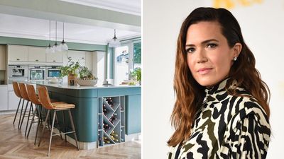 I Knew I Loved Green Kitchens, but Mandy Moore’s Island Has Taken This Tone to New Heights – It’s Soothing, Sophisticated, and Timeless