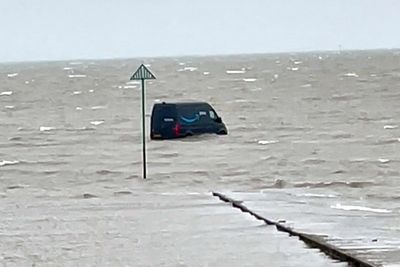 Amazon delivery driver follows sat nav onto ‘deadliest footpath in Britain’