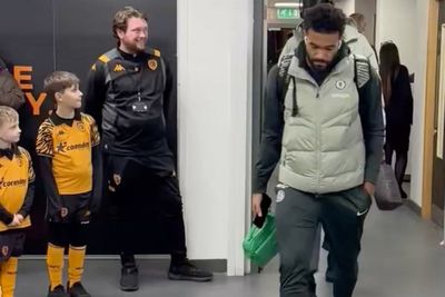 ‘Shameful’ Chelsea stars slammed for snubbing young Hull City mascots