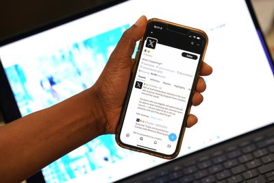 X outage hits thousands of social media platform users