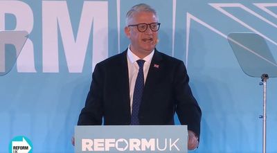 East London borough will get 'independence' vote on leaving capital under Reform UK, Nigel Farage rally told