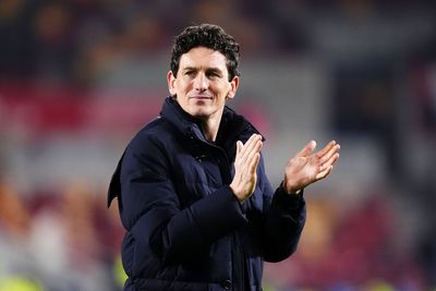 Brentford boss Keith Andrews visits Macclesfield dressing room after FA Cup win