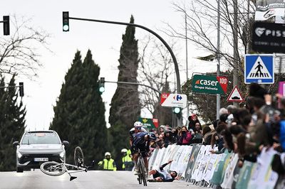 Jan Christen disqualified from Clásica Jaén podium over Maxim Van Gils crash in three-up sprint