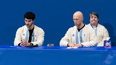 A Choreographer With Olympic Skaters From Multiple Countries Was Shown Quickly Changing Kits, And Fans Can't Get Enough Of The Video