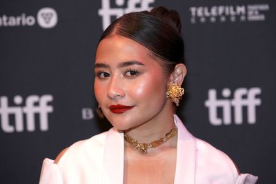 Indonesian actor’s LinkedIn ‘Open to Work’ badge ignites debate over unemployment