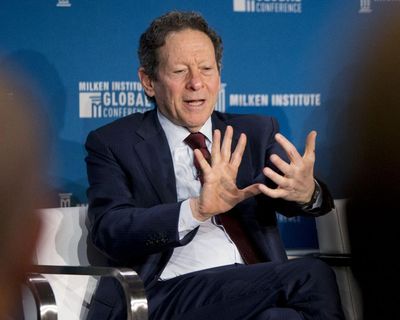 Hyatt chair Thomas Pritzker steps down over Epstein links